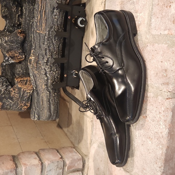 Men's Florsheim dress shoes - Picture 2 of 5